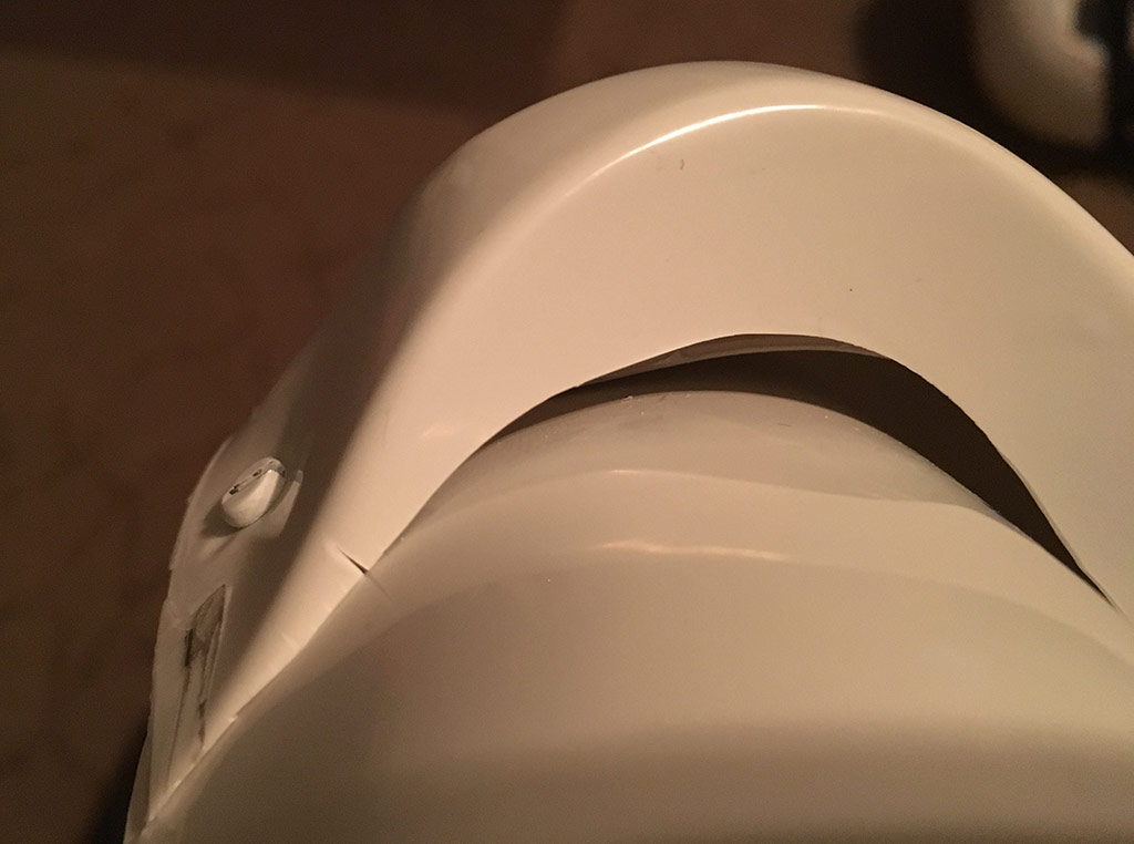 helmet-ear-crack.jpg