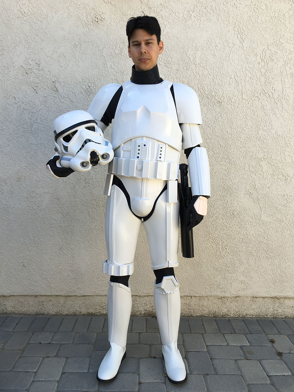 eib-front-helmet-off.jpg