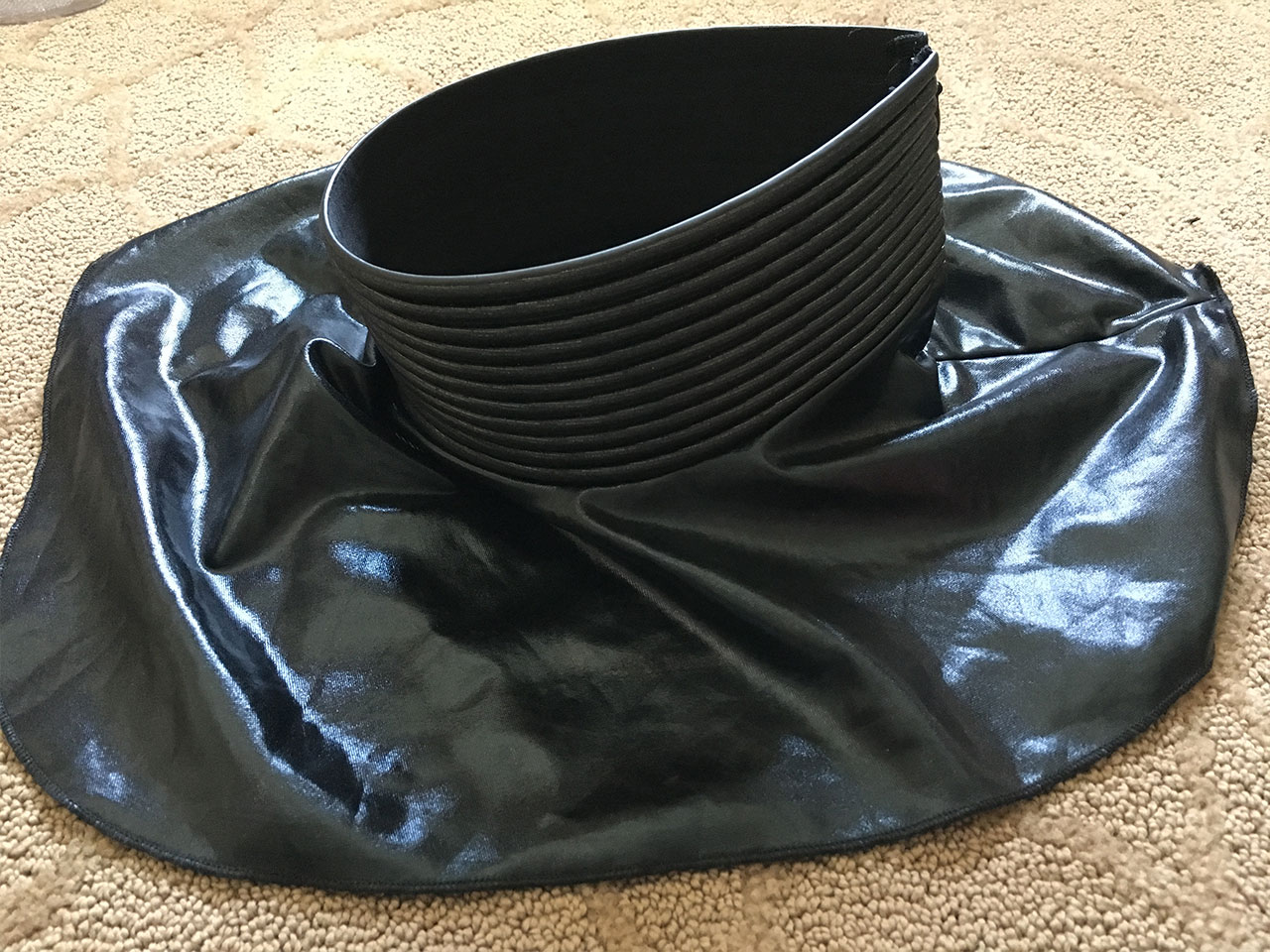 eib-neckseal.jpg